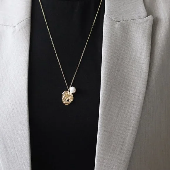 NEW 18K Gold Plated Rose Flower Fresh  Water Pearl Necklace - Picture 3 of 9